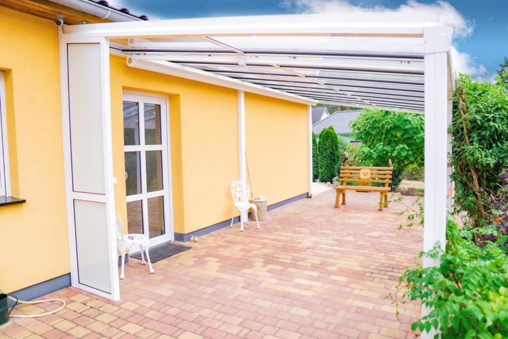Haeuschen Am Waldrand Villa Тойпиц Екстериор снимка