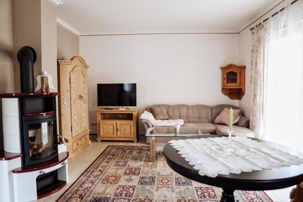 Haeuschen Am Waldrand Villa Тойпиц Екстериор снимка